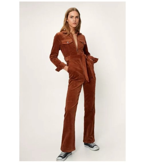 Nasty Gal Women´s Cord Long Sleeve Zip Front Jumpsuit In Brown Size 4 NWT - Picture 1 of 5